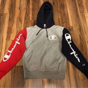 Champion Men's Heavyweight Reverse Weave Gray, Red, and Blue Hoodie, Size Medium